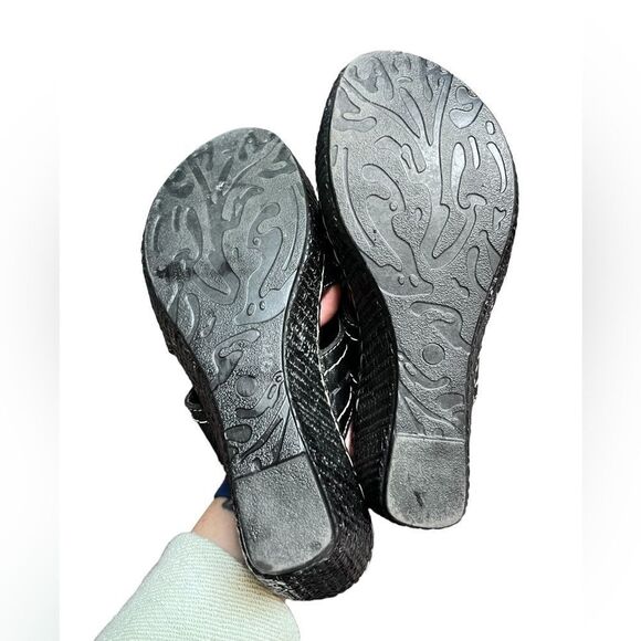 Black Wedge Sandals - Picture 2 of 4